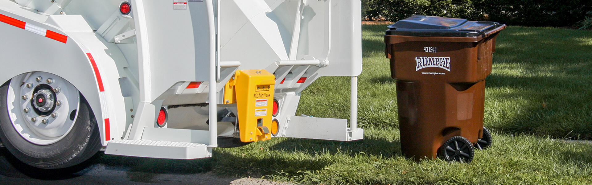 95 Gallon Trash Cart Near Rumpke Truck For Trash Pickup